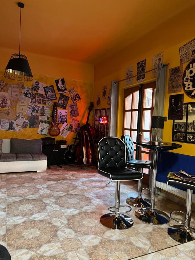 Bianka Hostel & Car Rent Budapest Exterior photo