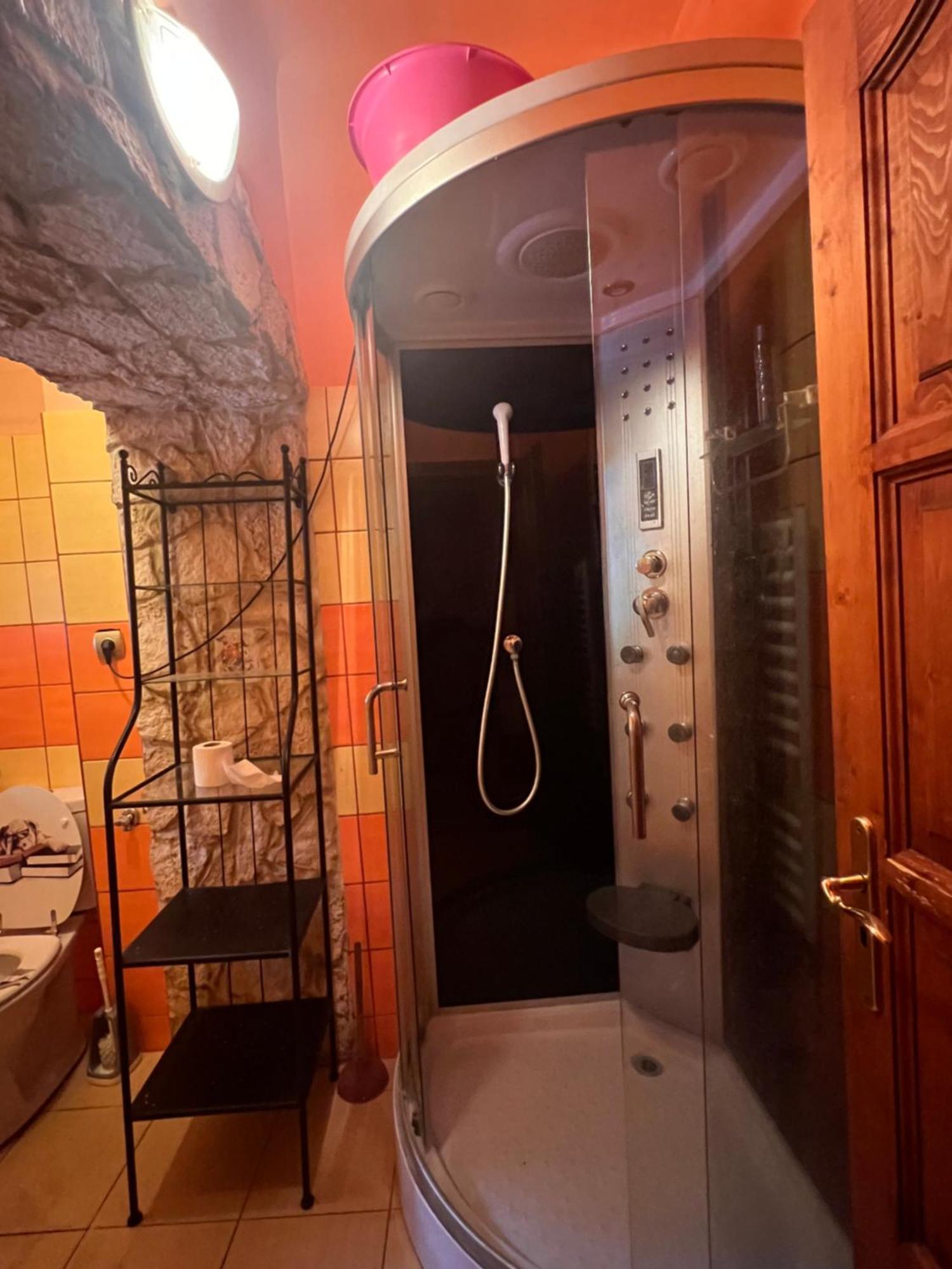Bianka Hostel & Car Rent Budapest Exterior photo